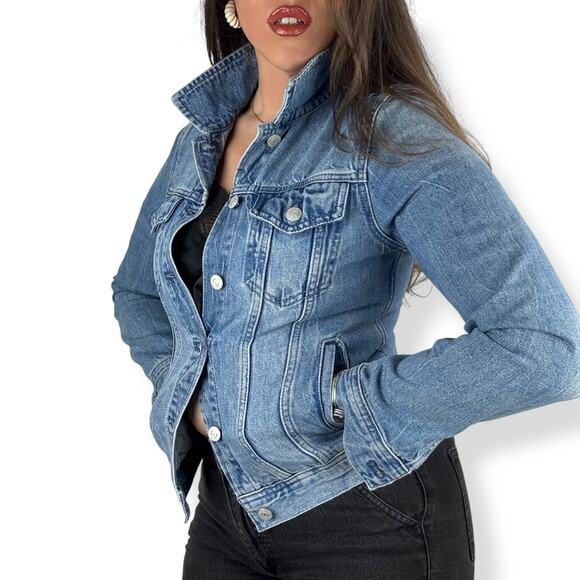 J. CREW light blue wash fitted denim jacket - Picture 3 of 16